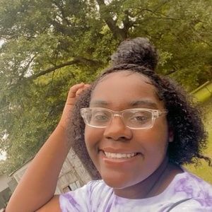 Meet your Posher, Markia